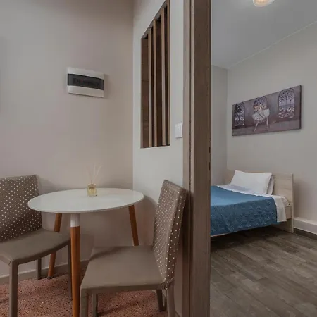 Kosmos Service Apartment Absolute City Center 1-5 With Additional Cost Parking Selanik Dış mekan fotoğraf