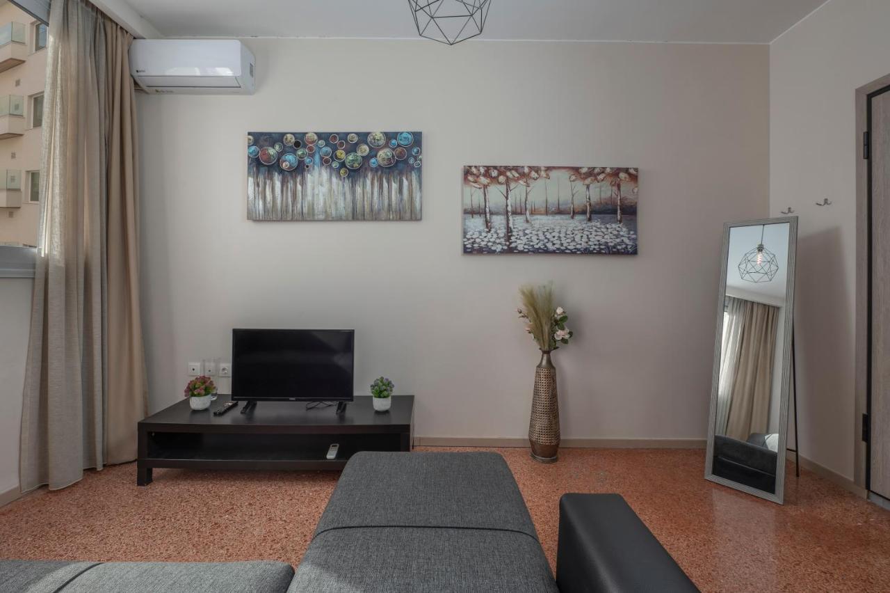 Kosmos Service Absolute Center 1-5 With Additional Cost Parking Appartement *
